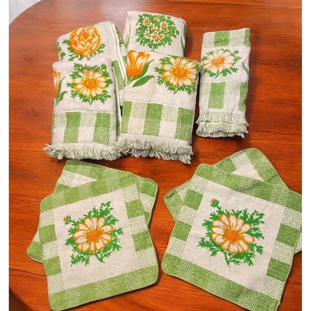 Lady Pepperell Bath Towel Set 70s Checkered Sunflowers Tulip Daisy Mod Retro